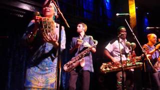 Souljazz Orchestra 10 Ware Wa (Jazz Cafe Camden London 05/10/2015)