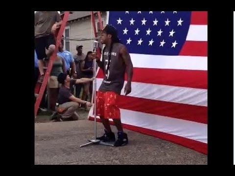 LIL WAYNE STOMPS AMERICAN FLAG VIDEO