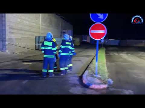 Požár v průmyslovém objektu v Chrastavě