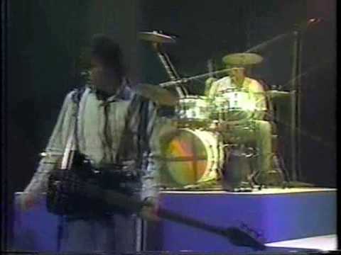 Engrupo - "Remolino" - Rock chileno