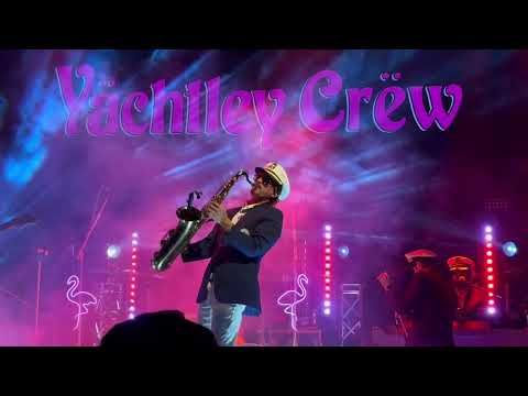 Yachtley Crew