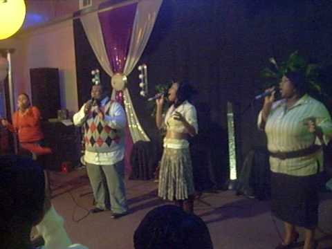 YOUTH ON THE MOVE FOR CHRIST PHASE II.......BLOWIN UP THE G-CLUB!!!!