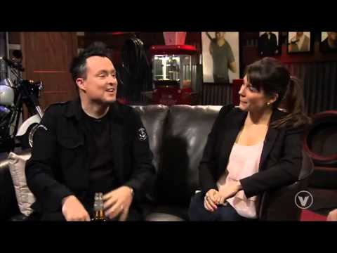 Mike Ward - Un gars le soir - Grosse Compilation