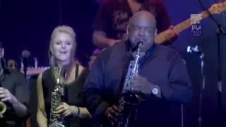 Gerald albright Sax solo "I feel good"