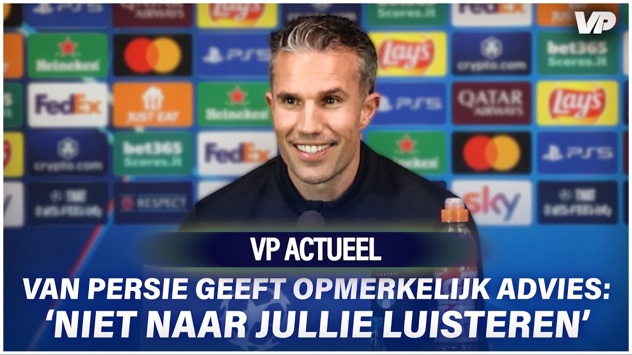 Thumbnail for article: Van Persie countert op persconferentie: 'Dat weten jullie zelf ook'