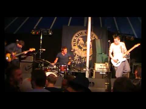 1/2 The Rhythm Chiefs @ Kwadendamme Bluesfestival 2011