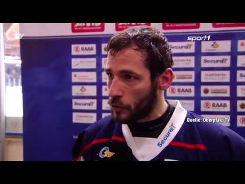 "Alles Scheißdreck!": Eishockey-Spieler mit WUTREDE des Jahres | SPORT1