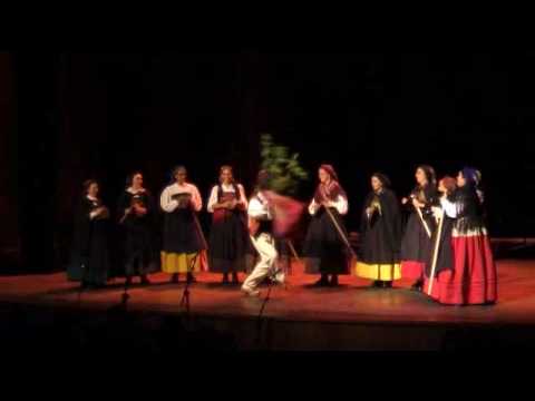 Galician traditional folk dance: Canto das labradas & Añas de Aboal