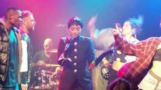 Kat Graham: Live Performance in Hollywood sings 1991