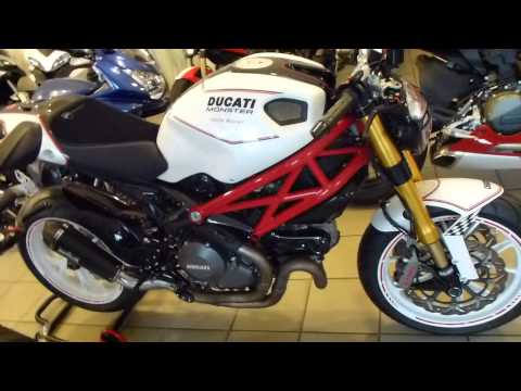 Ducati Monster 1100 EVO Cafe Racer ''REMUS'' Exhaust * see also Playlist