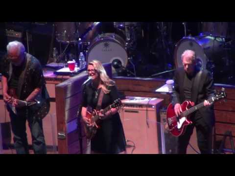 Tedeschi Trucks Band w/ Hot Tuna - 7-30-17 Red Rocks Amphi. Morrison, CO HD