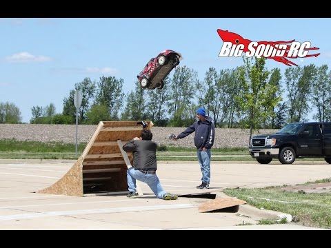Record Breaking RC Long Jumps - Big Squid RC