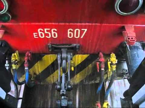 E656.607 in sforzo di trazione su REG 2521 Milano - Albenga