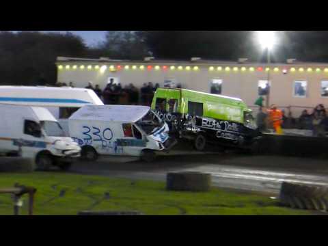 Halloween Havoc ~ Big Van Bangers & 1800cc Bangers @ Scunthorpe 2025