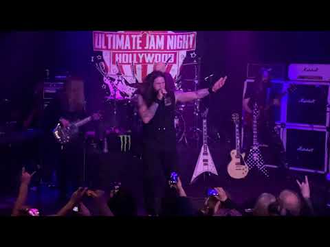 BILL WARD PERFORMS “CHILDREN OF THE GRAVE” AT ULTIMATE JAM NIGHT