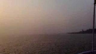 preview picture of video 'Bay of Bengal Sunrise, from the launch'
