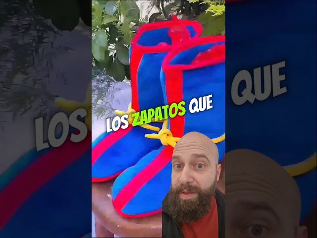 Vídeo relacionado con Dragon Ball Z Zuecos para Niños, Diseño Goku Sandalias Clasicas, Talla EU 24/25