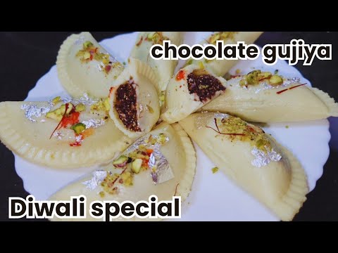 Diwali special Chocolate Gujiya, a unique and tasty sweet #khajur dryfruit gujiya