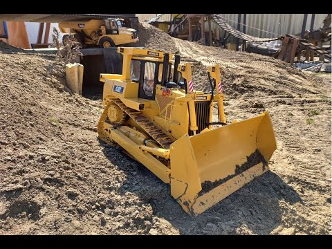 JDM 98 DXR2 Metal Hydraulic RC Bulldozer AT9