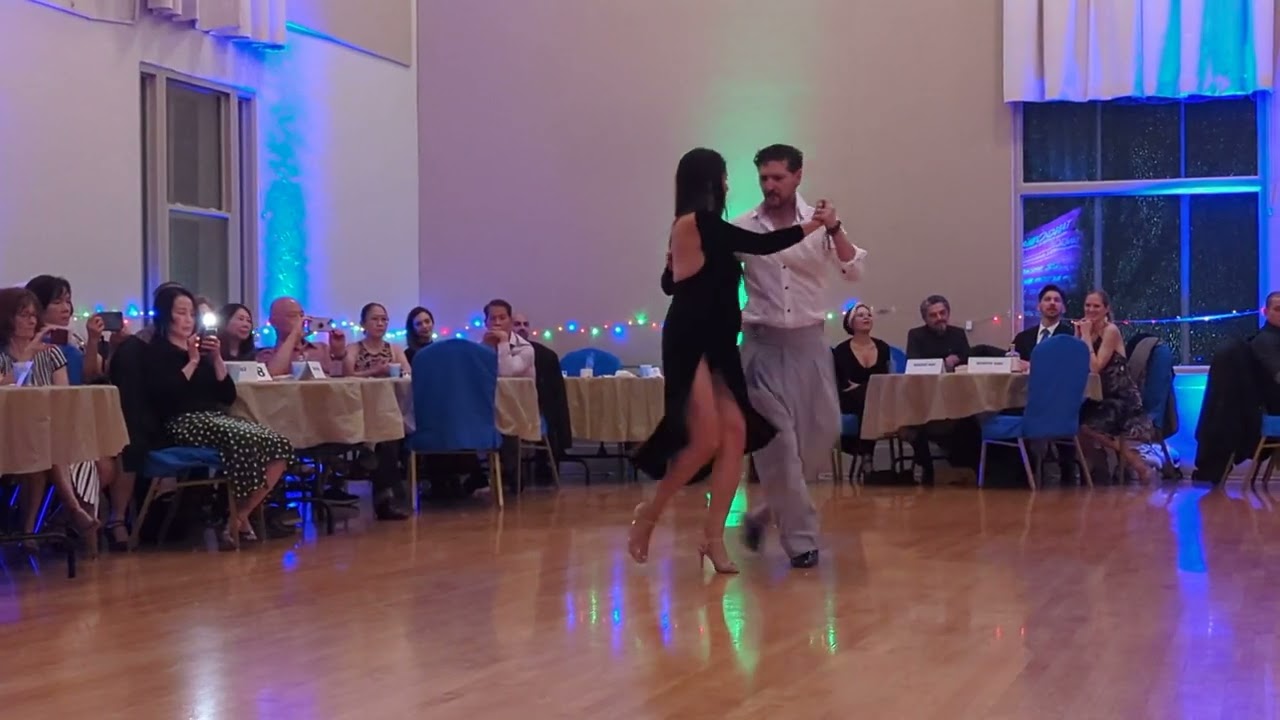 Diego Lanau & Alejandra Sarabia at La Reina milonga 2025, 3/3