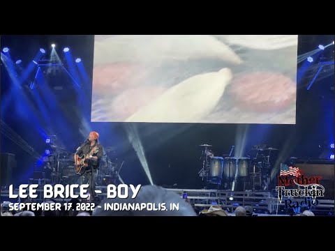 Lee Brice sings "Boy" in Indianapolis, Indiana on September 17, 2022