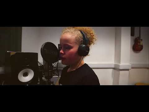 WIREZ: Poppy #Special [Adele - Make You Feel My Love - Cover]