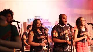 Batuque Arte 10 anos - Tambores de Minas ( Milton Nascimento / Henrique Mendes)