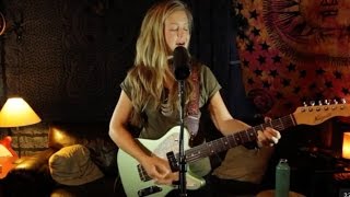 Emily Elbert - What's Going On (Marvin Gaye cover live at Studio Delux)