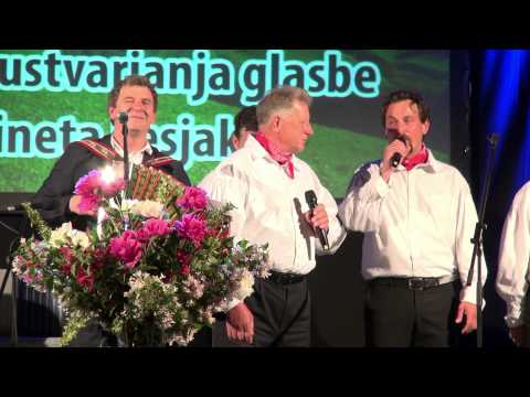 Tine Lesjak z Oplotničani & Modrijani-Bo moj vnuk še pel slovenske pesmi (v živo)