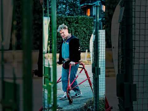 Prima di dire non riesco , guarda lui ! Rifletti .. #football #kids #sports