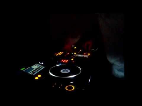 CDJ/DJM2000 deejay Niko's