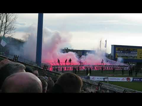 Lok Leipzig vs. Chemie Leipzig 22.11.2017 - Pyro Chemie vorm Anpfiff