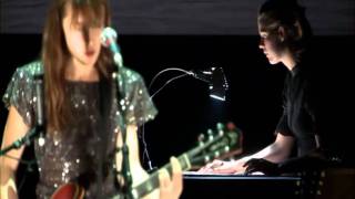 Honey Honey - Feist - Look At What The Light Did Now