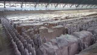 preview picture of video 'Xi'an and The Terracotta Warriors and Horses Museum'