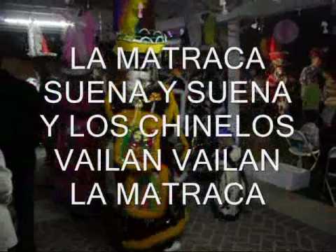 LOS CHINELOS VAILANDO CUSINELA LA MATRACA Y ARREMANGALA