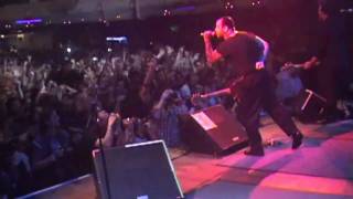 Social Distortion - Road Zombie & Dont Drag Me Down Live!