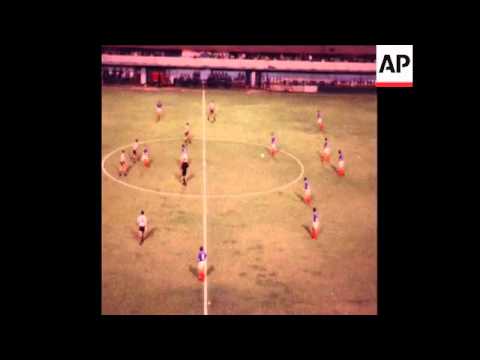 SYND 11/01/71 FRANCE BEAT ARGENTINA IN FOOTBALL MATCH