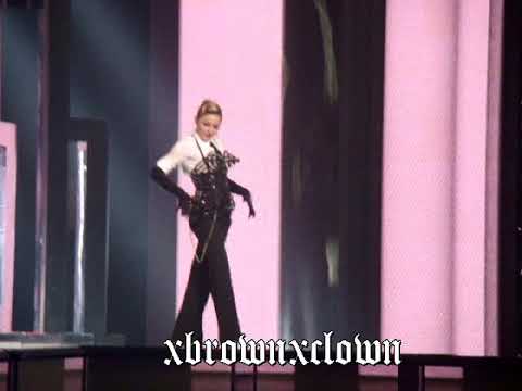 Madonna - Vogue (2012.10.16 MDNA Tour Phx, AZ)