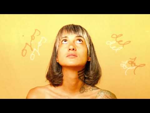 Y La Bamba - Ojos Del Sol (Official Music Video)