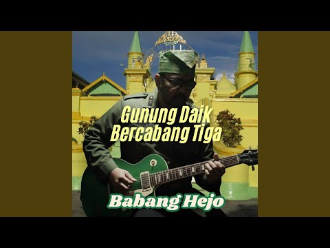 Gunung Daik Bercabang Tiga