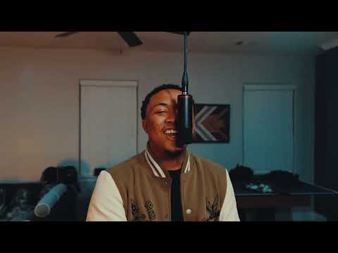 Ezzy DBG - prada you ( live performance)