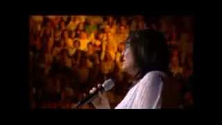 Hartino-to-fengaraki-(Concert-finale)-Nana-Mouskouri-Lyly