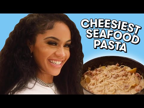 How To Make SAWEETIE'S Cheesy Seafood Pasta | What's Cooking? | Seventeen