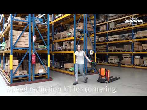LPM20N 7: a lithium ion pallet truck
