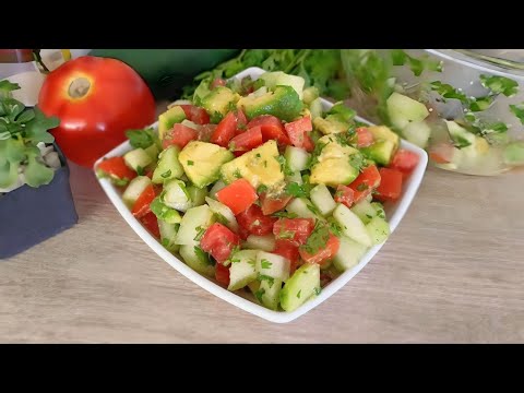 🥒💥 Cucumber and avocado salad. "The perfect touch" 🥗🍅