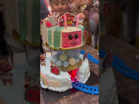 COCOMELON THEME CAKE