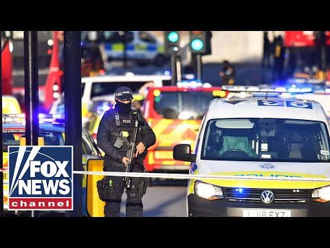 ロンドン橋は男が射殺された後に封鎖された。イギリスの警察 (London Bridge locked down after man shot and killed: British police)