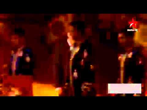 Salman Khan bids farewell to 2015 at the Big Star