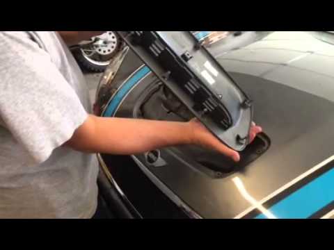 How to: Remove / Install hood scoop on 2007-2013 Mini Cooper S model