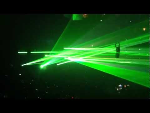 Swedish House Mafia Performs Insomnia by Faithless